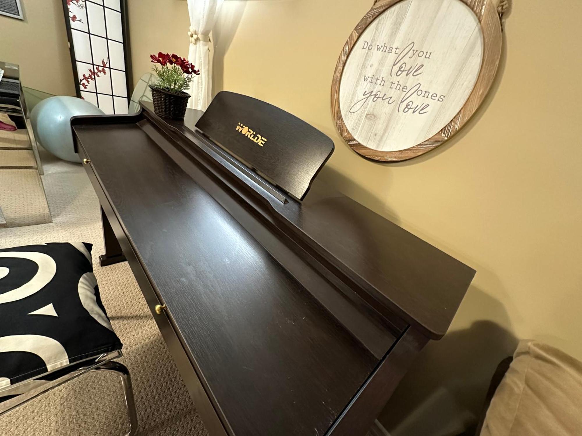Scorpio House Langley Room B Экстерьер фото