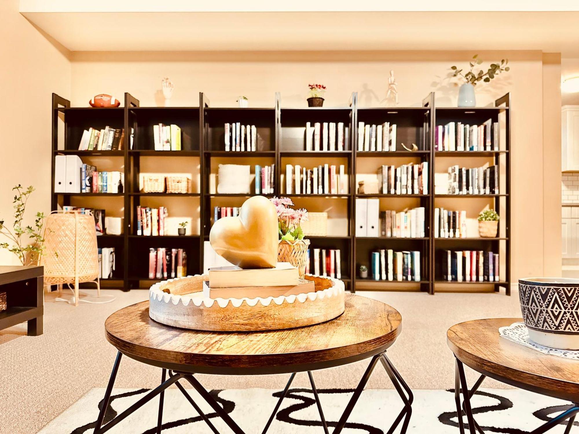 Scorpio House Langley Room B Экстерьер фото