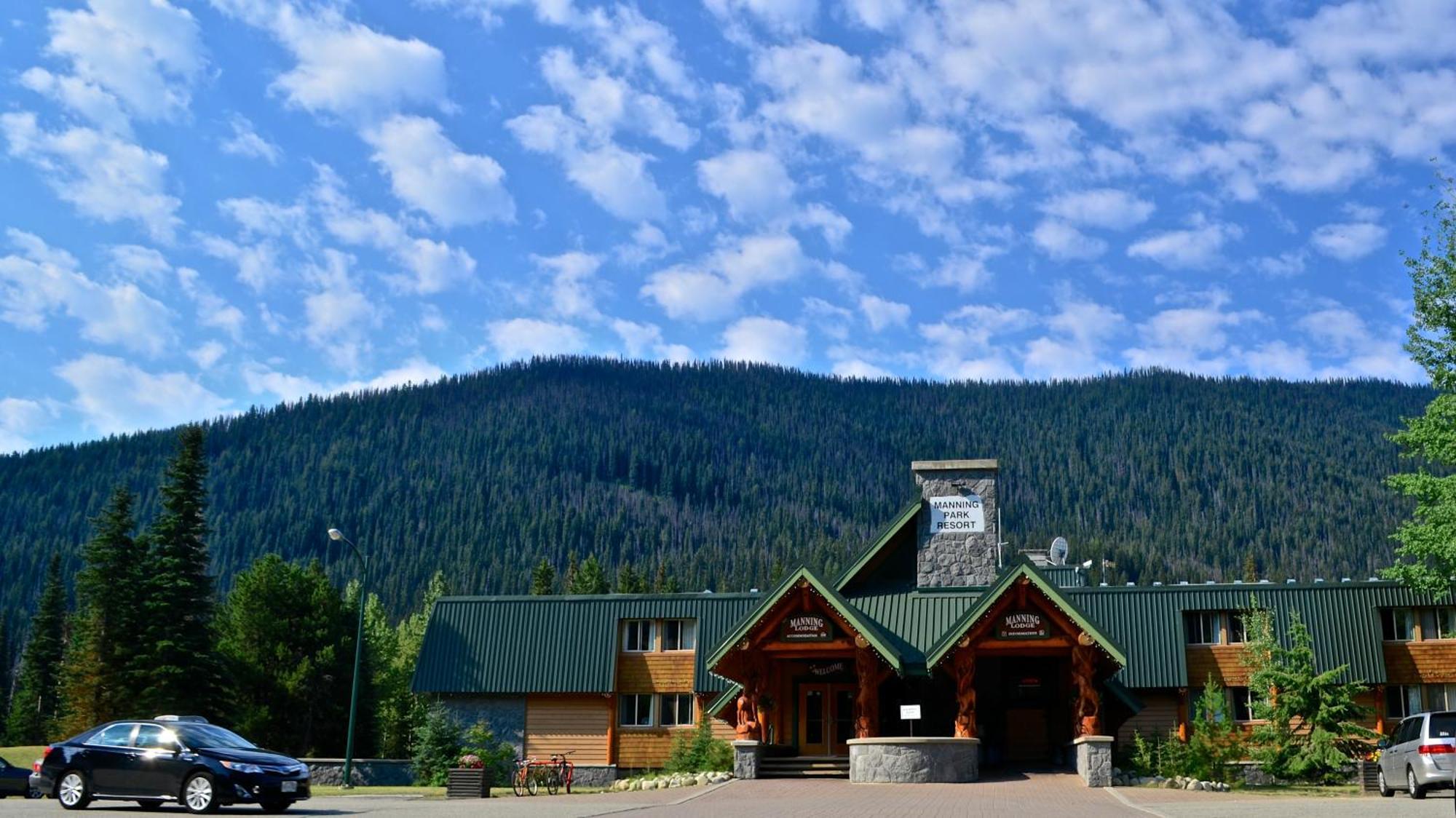 Scorpio House Langley Room B Экстерьер фото