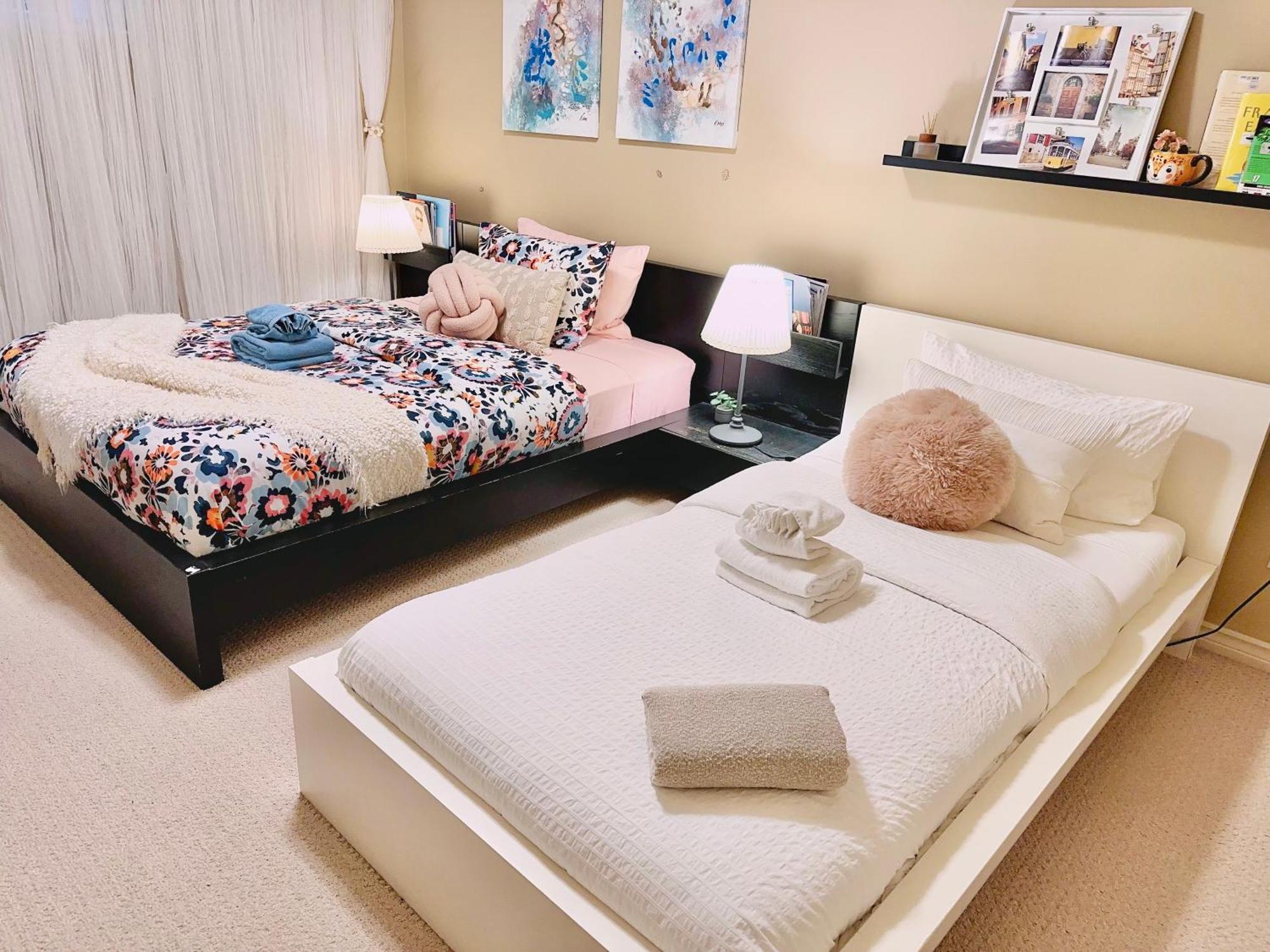 Scorpio House Langley Room B Экстерьер фото
