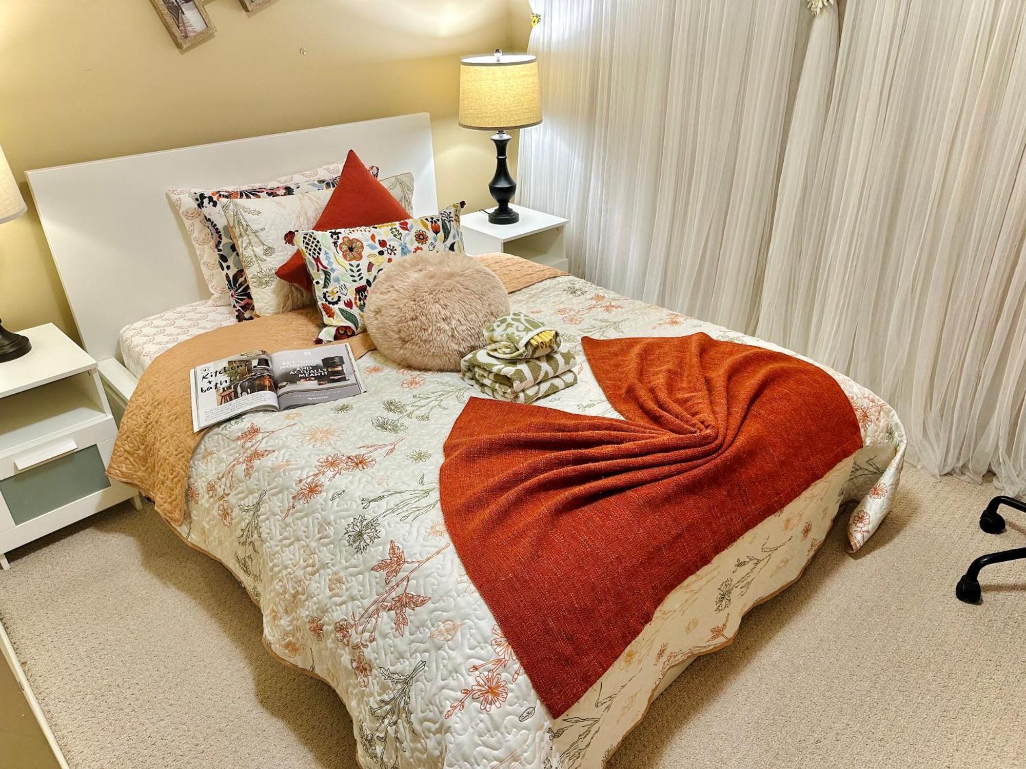 Scorpio House Langley Room B Экстерьер фото